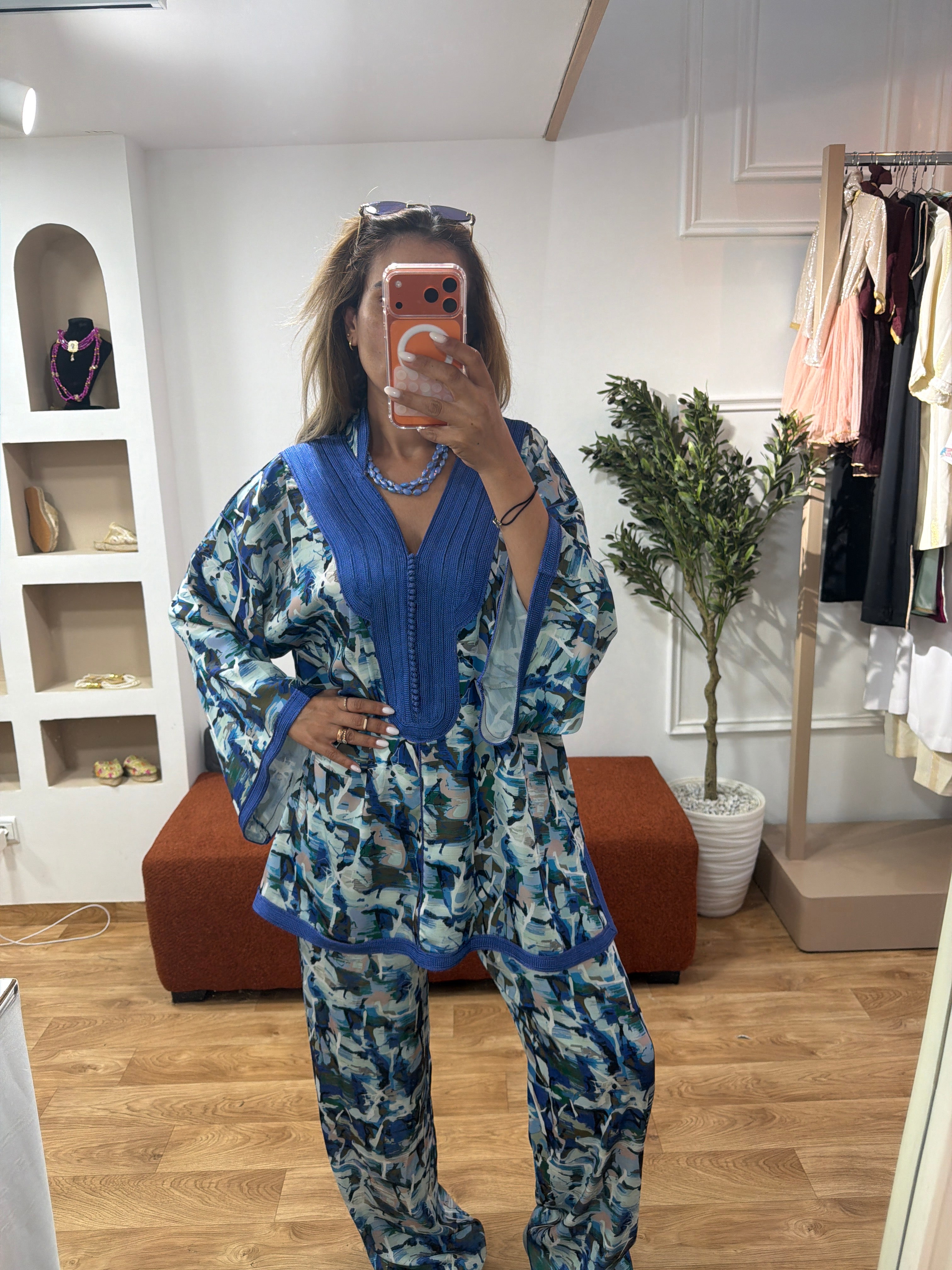 Jabador Satin Bleue